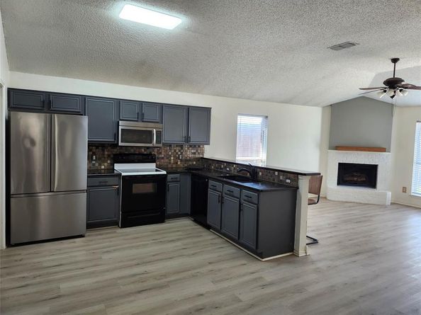 2374  Stagecoach Street , Fort Worth Texas 76133