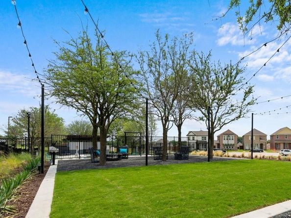 913  Utica Drive , McKinney Texas 75069