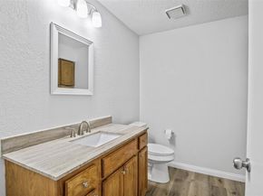 1824  Family Circle , Grand Prairie Texas 75051