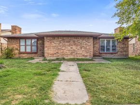 1824  Family Circle , Grand Prairie Texas 75051
