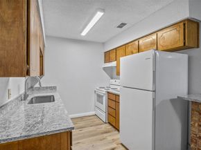 1824  Family Circle , Grand Prairie Texas 75051