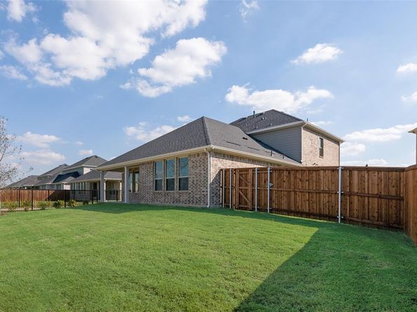 3125  Arthurdale Street , Celina Texas 75009