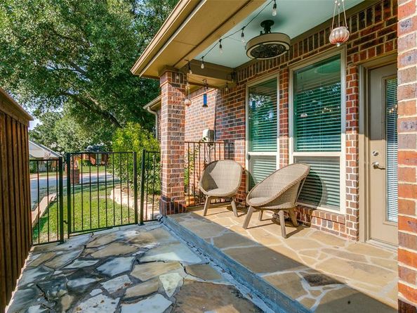 1801  Fern Court , Grapevine Texas 76051