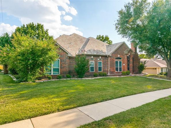 1801  Fern Court , Grapevine Texas 76051