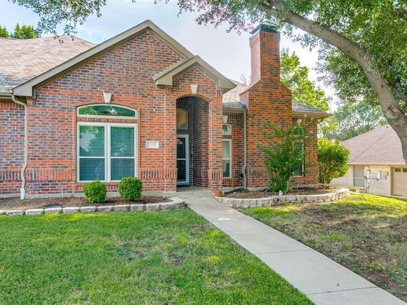 1801  Fern Court , Grapevine Texas 76051