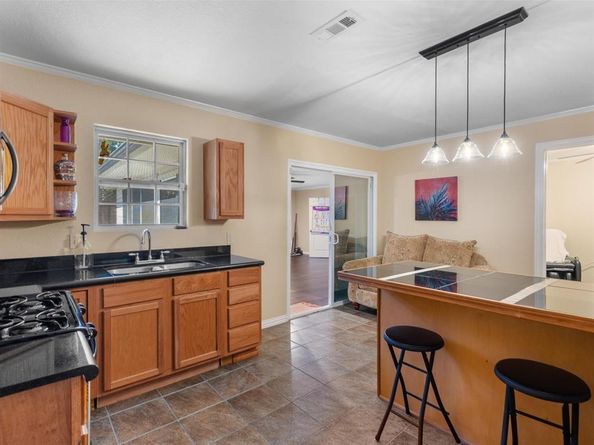 1318  Brook Valley Lane , Dallas Texas 75232