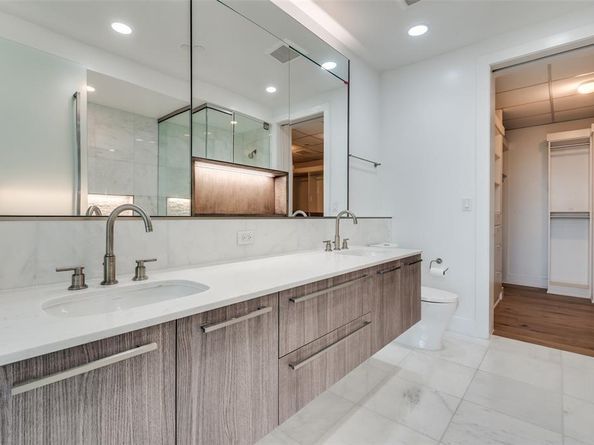 3130 N Harwood Street  2606, Dallas Texas 75201