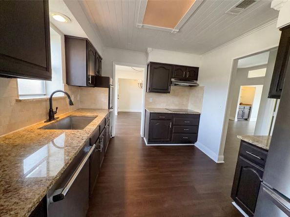 5502  Hidalgo Court , Garland Texas 75043