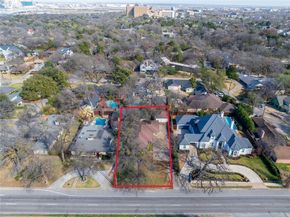 1408  Sylvan Avenue , Dallas Texas 75208
