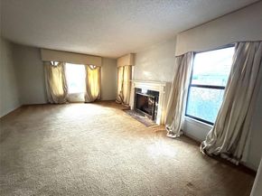 1408  Sylvan Avenue , Dallas Texas 75208