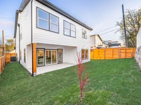 1503  Doyle Avenue , Dallas Texas 75203