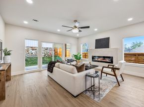 1503  Doyle Avenue , Dallas Texas 75203