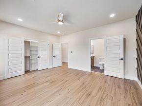 1503  Doyle Avenue , Dallas Texas 75203