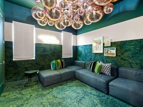 4402  Capitol Avenue , Dallas Texas 75204