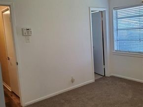 503  Harriett Street , Arlington Texas 76010