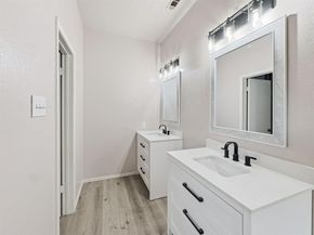 816  Midcreek Drive , Euless Texas 76039