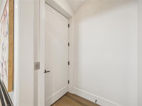 2210  Boll Street , Dallas Texas 75204