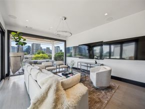 2210  Boll Street , Dallas Texas 75204