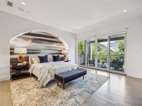 2210  Boll Street , Dallas Texas 75204