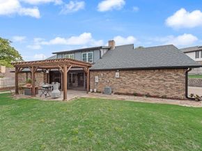 6155  Highwoods Court , Fort Worth Texas 76112