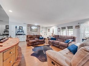 6155  Highwoods Court , Fort Worth Texas 76112
