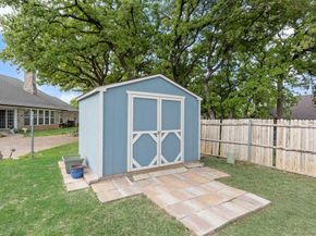 6155  Highwoods Court , Fort Worth Texas 76112