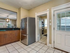 218 N Rosemont Avenue , Dallas Texas 75208