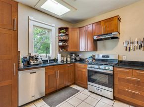 218 N Rosemont Avenue , Dallas Texas 75208