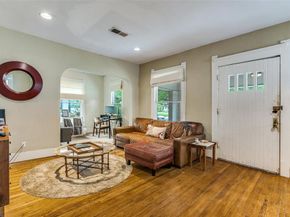 218 N Rosemont Avenue , Dallas Texas 75208