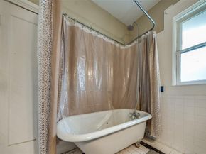 218 N Rosemont Avenue , Dallas Texas 75208
