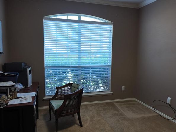 421  Roundrock Lane , Fort Worth Texas 76140