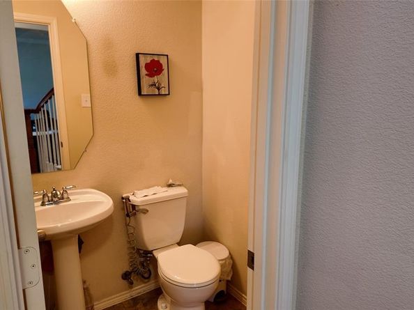 421  Roundrock Lane , Fort Worth Texas 76140