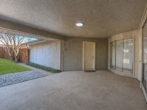 5902  Fawn Valley Lane , Rowlett Texas 75089