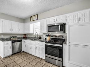5902  Fawn Valley Lane , Rowlett Texas 75089