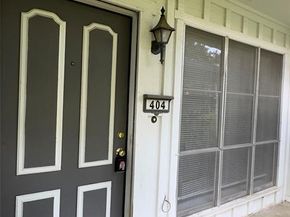 404  Hollyhill Lane  404, Denton Texas 76205