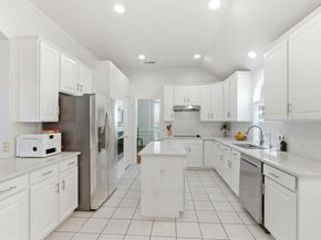 1011  Cowboys Parkway , Irving Texas 75063
