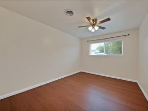 5621  Wedgworth Road , Fort Worth Texas 76133