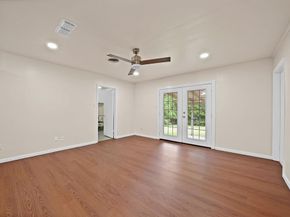 5621  Wedgworth Road , Fort Worth Texas 76133