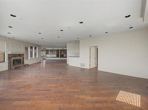 1434  Crownhill Drive , Arlington Texas 76012
