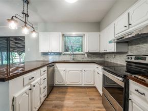 1533 E Springcrest Circle , Lancaster Texas 75134