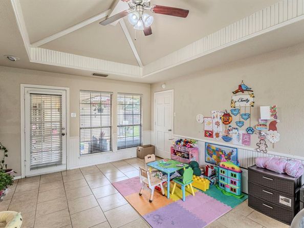 1500  Sunnyslope Drive , Carrollton Texas 75007