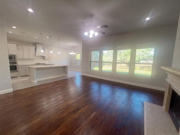 3602  Patty Lane , Arlington Texas 76016