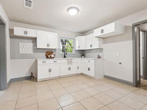 3825  Childress Street , Fort Worth Texas 76119