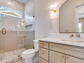 4207  Bonham Street , Dallas Texas 75229