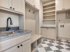 4207  Bonham Street , Dallas Texas 75229