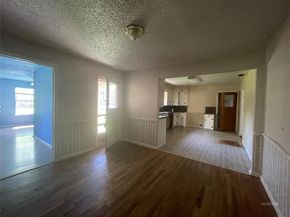 1100  Poe Street , Azle Texas 76020