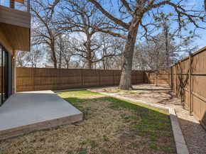 921 N Bailey Avenue , Fort Worth Texas 76107