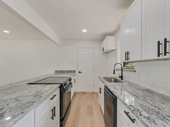 13312  Roaring Springs Lane , Dallas Texas 75240