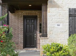 580  Courtyard Lane , Irving Texas 75039