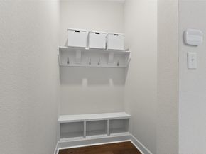 580  Courtyard Lane , Irving Texas 75039